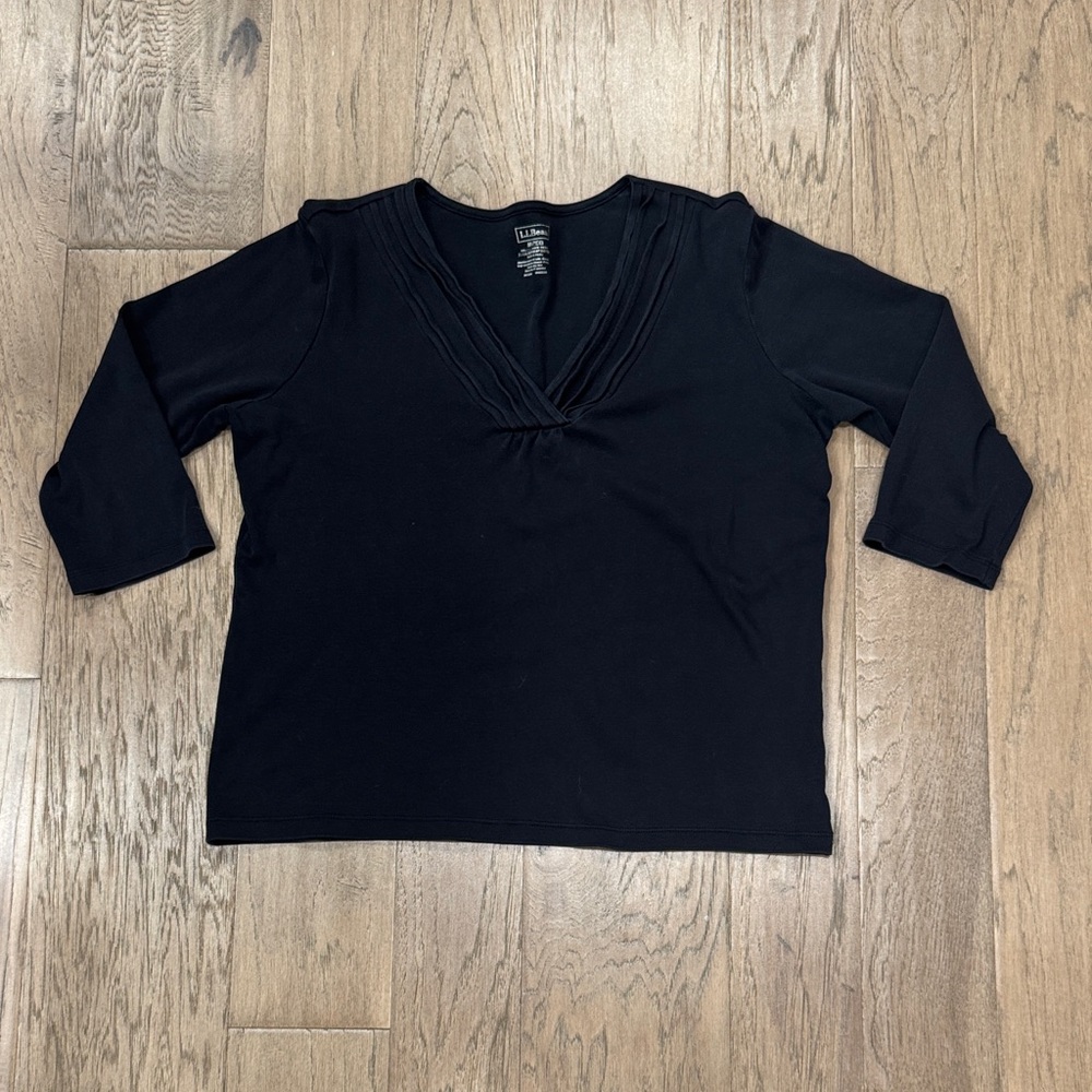 L.L.Bean V-neck Top Black Supima Cotton Jersey Knit Shirt Size Medium